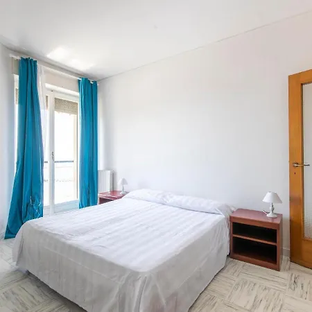 Scenic In With Garden And Terrace Appartement
